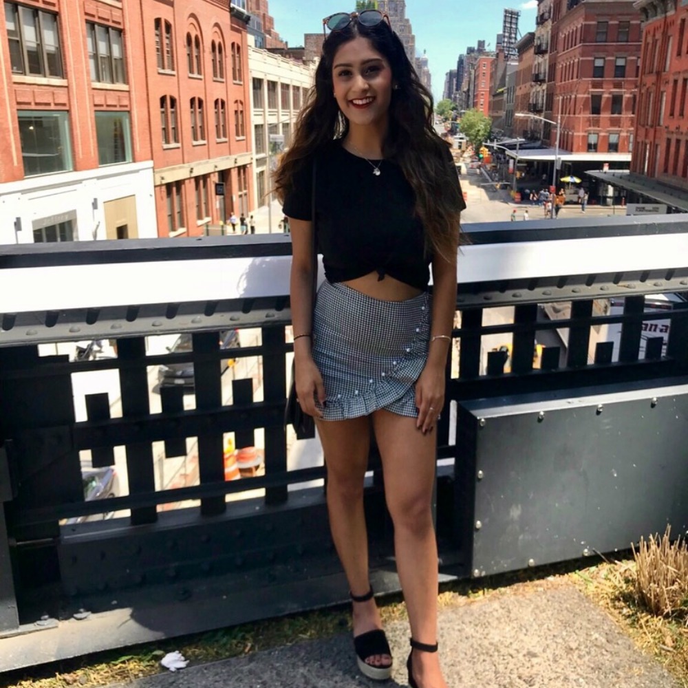 Meet your Posher, Sanjana